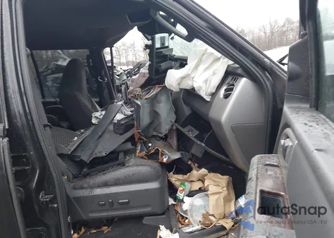 2014 Ford Expedition Limited z USA, uszkodzony, nr VIN 1FMJU2A5XEEF29105